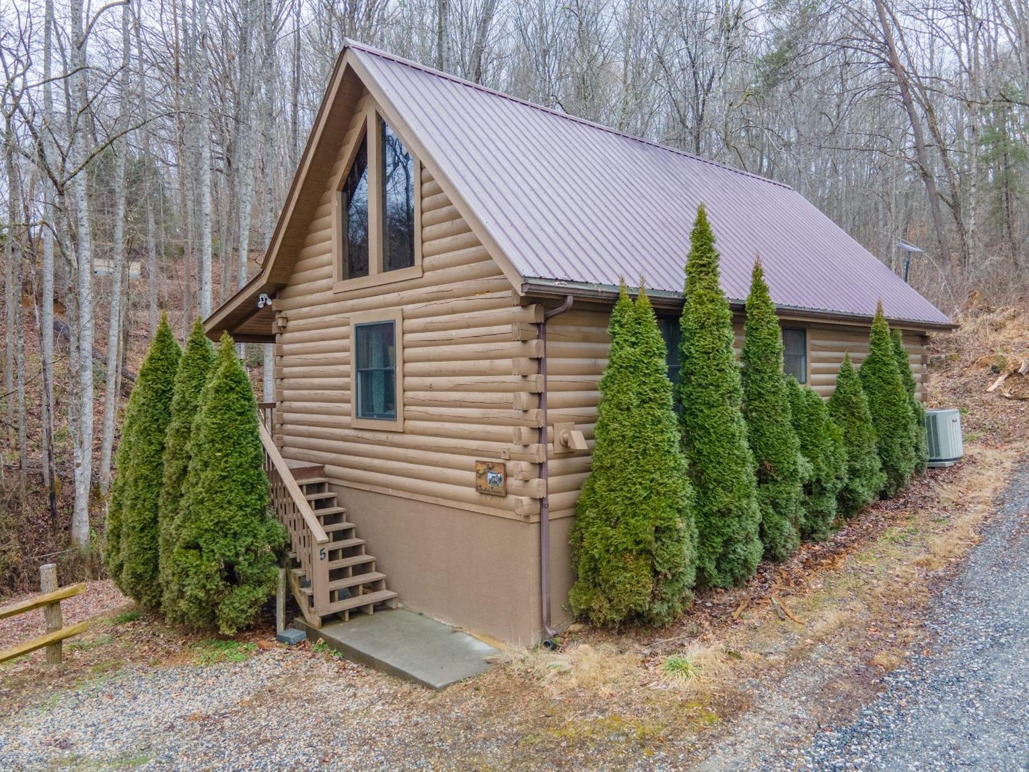 Cozy Retreat: Tiny Trotter Holiday home Bryson City